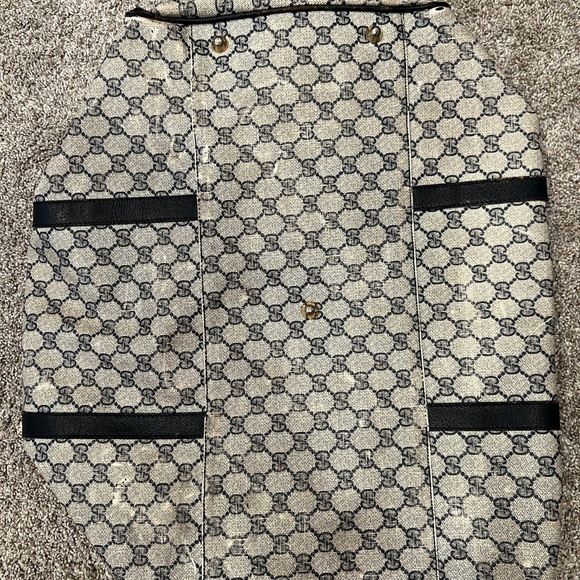 Gucci Duffle Bag - Picture 2 of 6
